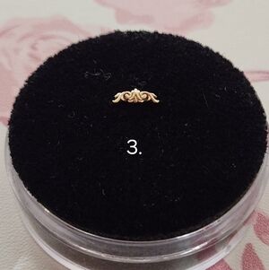 ✨️14k YG Threadless End✨️